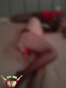 淫妻李梦自慰记录