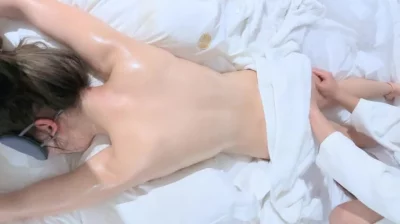 极品白嫩富二代女神做私密按摩和技师发生的爱情