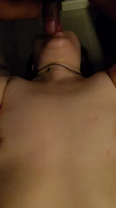 大奶骚妇来姨妈也必须得舔鸡巴